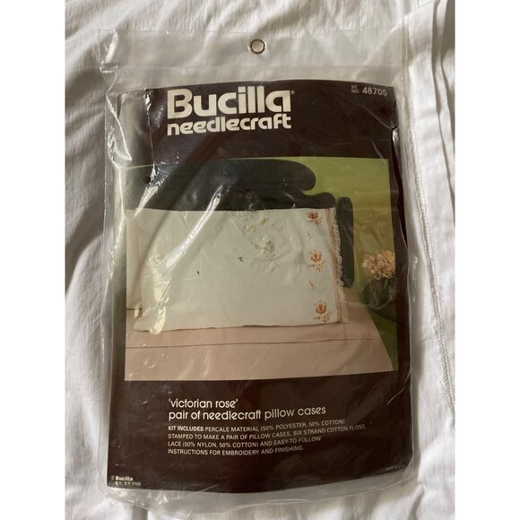 Victorian Rose Needlecraft Pillowcases Kit Complete Open Package - Picture 1 of 16